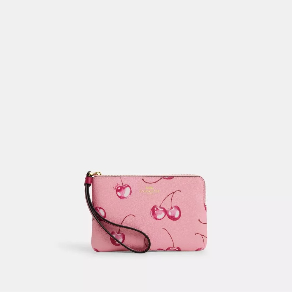 🍒Coach cherry wristlet 🍒🍒🍒